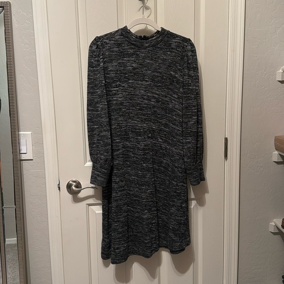 GUC LOFT Long Sleeve Dress - Picture 1 of 5